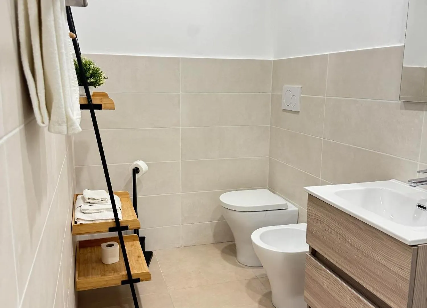 Sweet House Via Dei Gracchi Apartment Rome