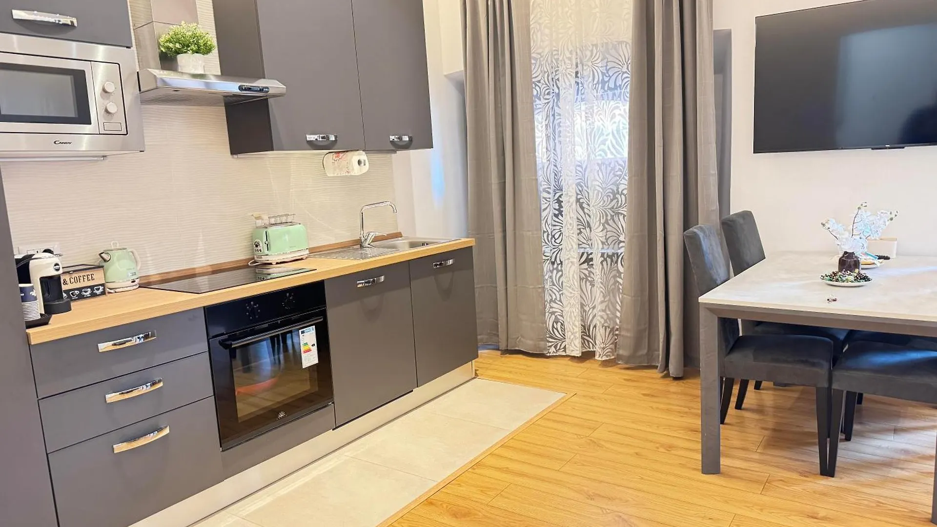 Sweet House Via Dei Gracchi Apartment Rome